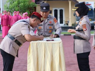Disertijab Dua Kasat dan Kapolsek Lunyuk, Kapolres Sumbawa Tekankan Penyegaran Organisasi dan Inovasi Baru