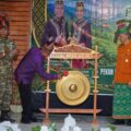 Buka Festival Budaya Paroso, Wabup H. Ansori Ajak Masyarakat Rawat Warisan Tau Samawa